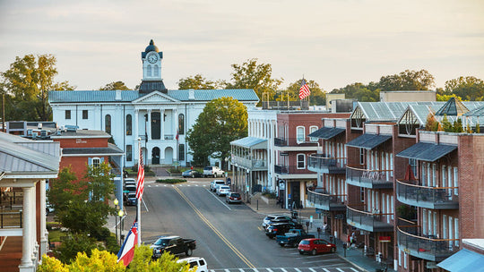Discovering the Best College Towns for a Memorable Weekend Getaway